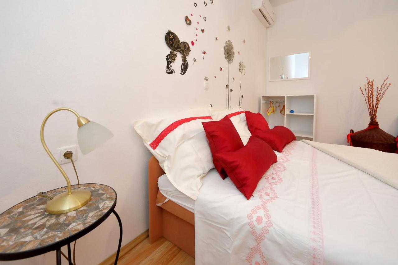 Apartments Ivana Bibinje Bagian luar foto