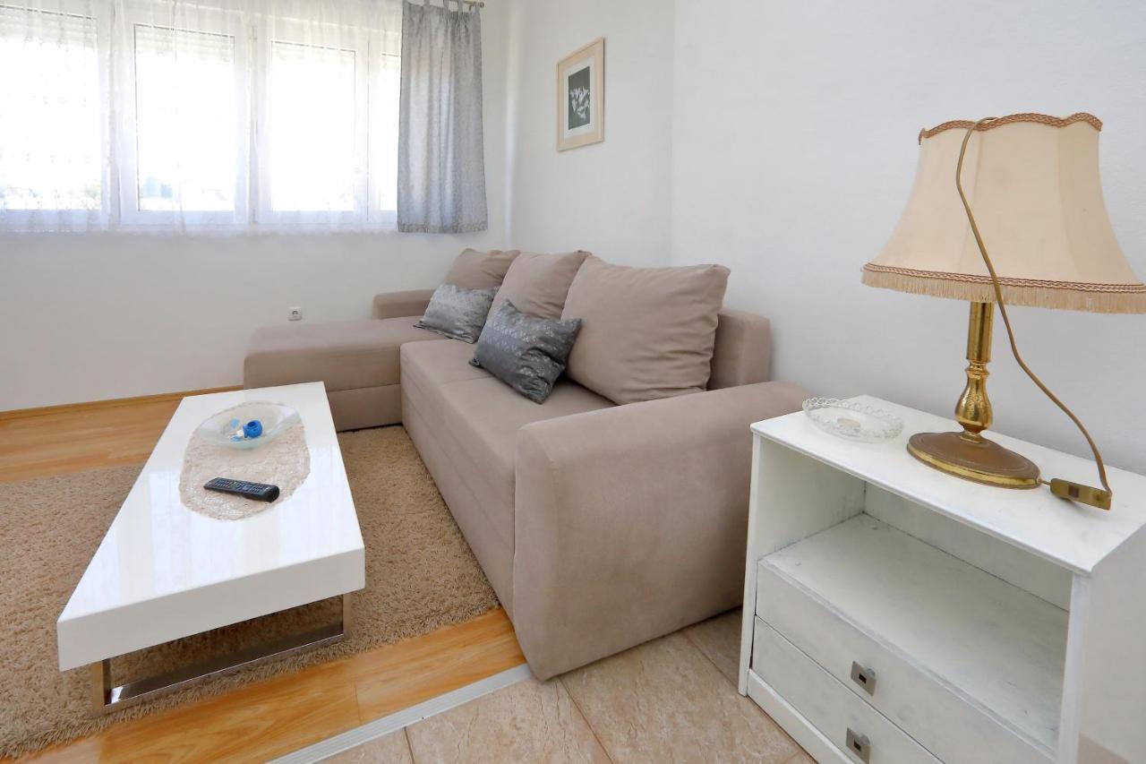 Apartments Ivana Bibinje Bagian luar foto