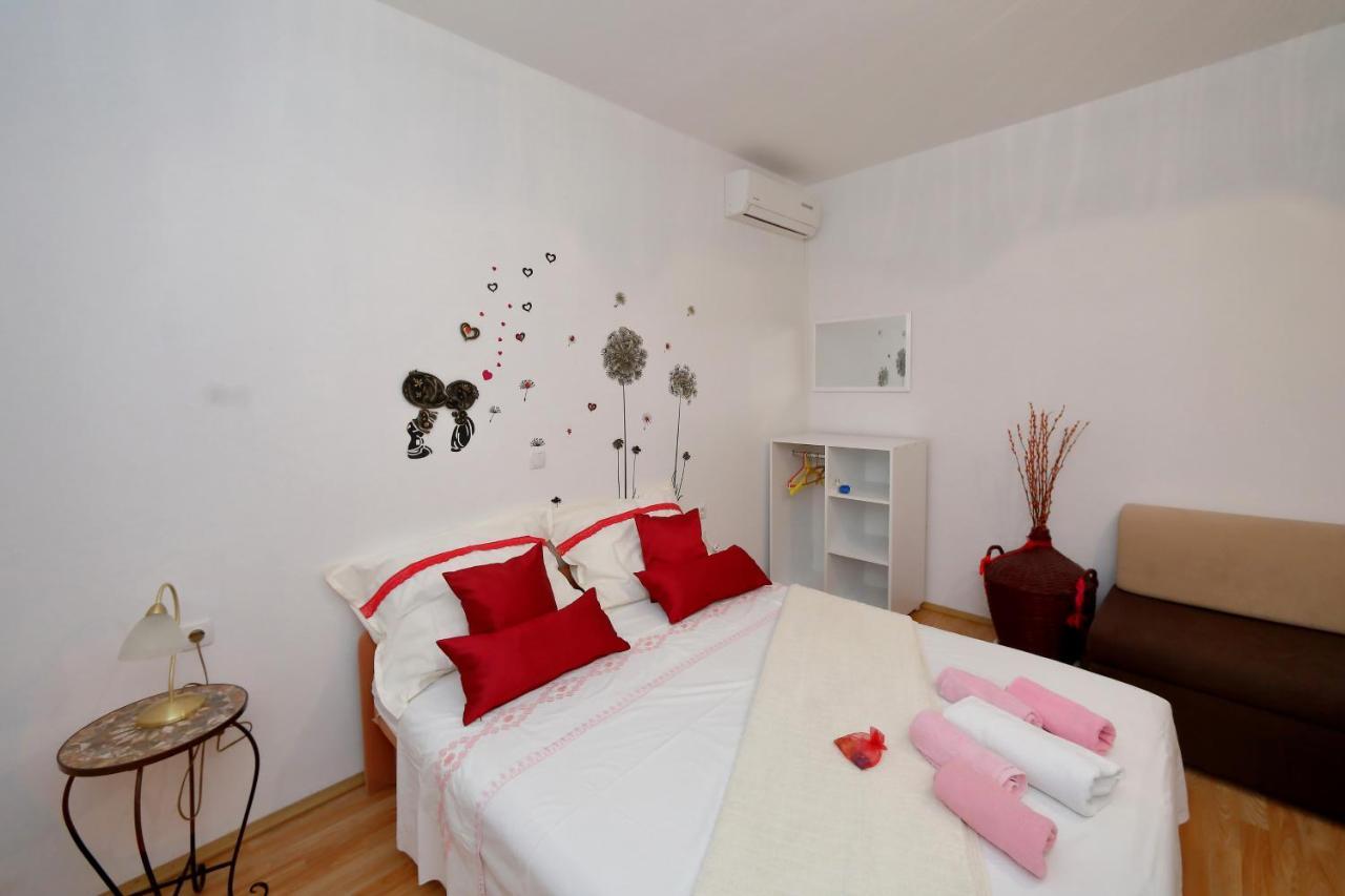Apartments Ivana Bibinje Bagian luar foto
